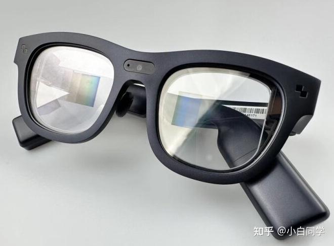 雷鳥(niǎo)X2智能AR眼鏡兩周深度體驗(yàn) 虛實(shí)交融的驚艷與尚待打磨的細(xì)節(jié)